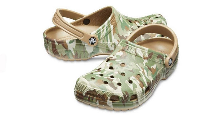 Crocs Classic Graphic II Clog Dark Camo Green/Khaki UK 5-6 EUR 38-39 US M6/W8 (205322-3Q8)